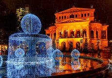 Alte Oper und Lucae Brunnen in Frankfurt (© helmutvogler - stock.adobe.com)